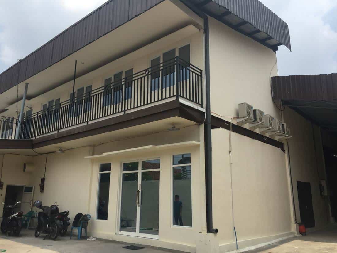 Facility Etira Outside
